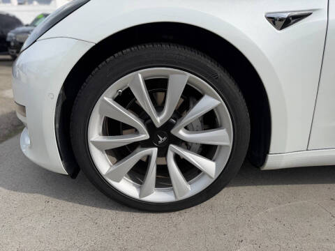 2019 Tesla Model 3 Long Range
