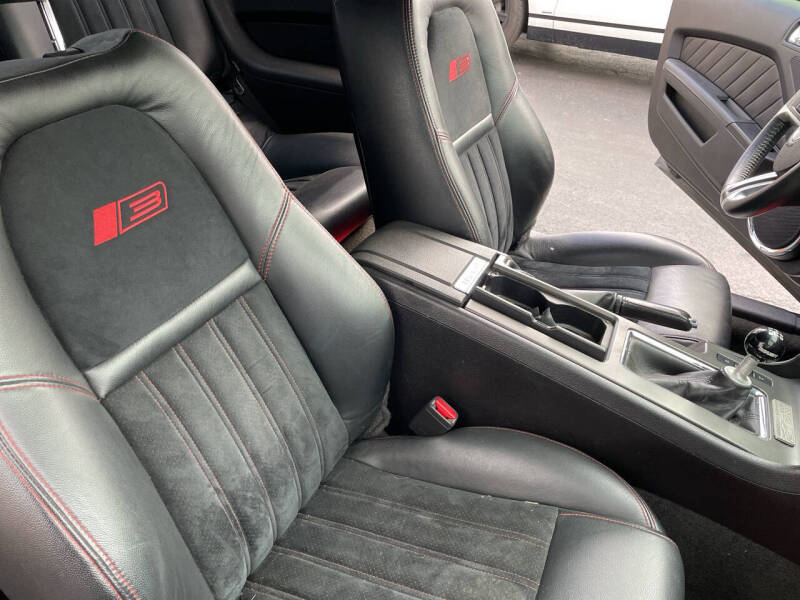 2012 Ford Mustang GT Premium