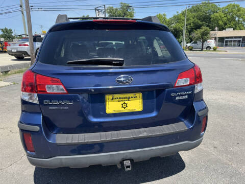2010 Subaru Outback 2.5i