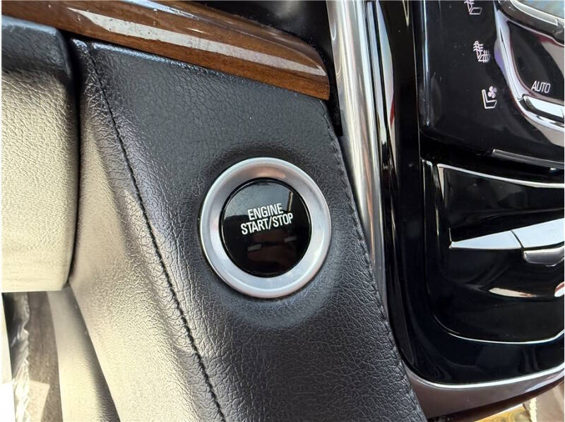 2017 Cadillac Escalade Premium Luxury
