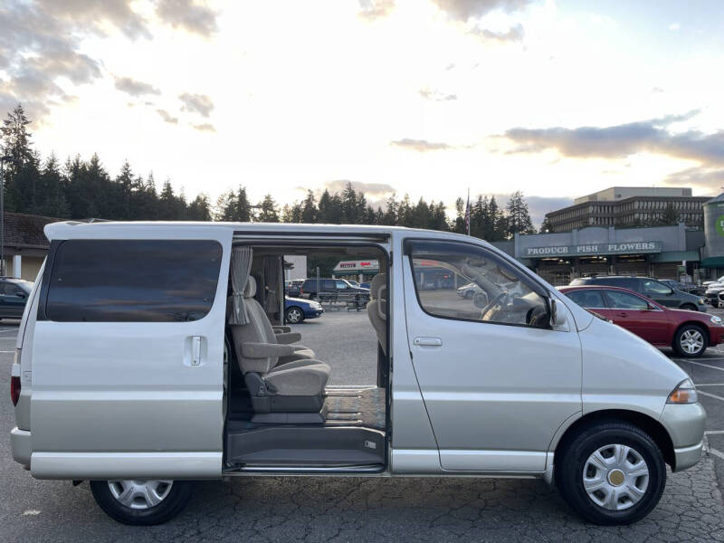 1997 Toyota Granvia