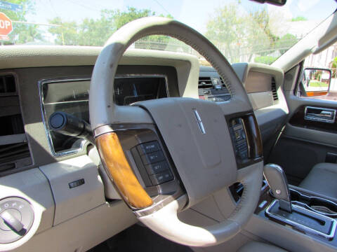 2012 Lincoln Navigator
