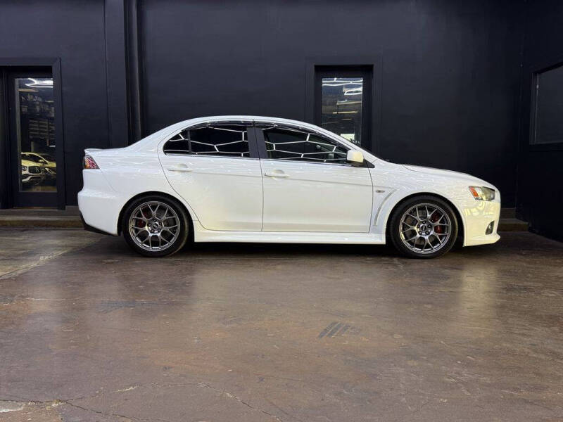 2011 Mitsubishi Lancer Evolution MR