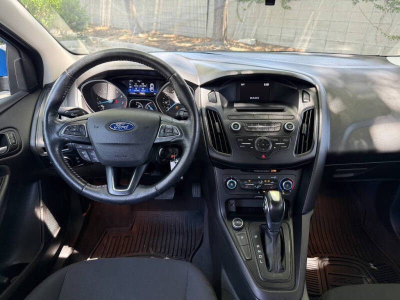 2015 Ford Focus SE