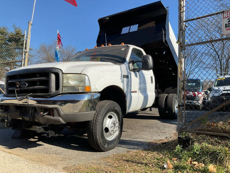 2003 Ford F-350 Super Duty for sale at Drive Deleon in Yonkers NY