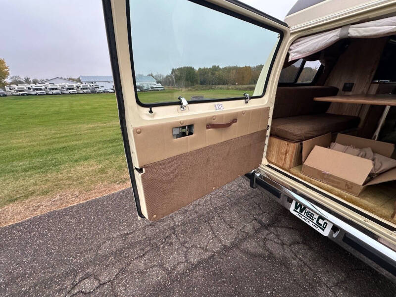 1987 Dodge Ram Van