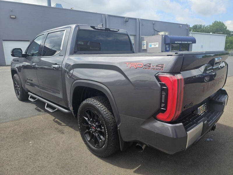 2022 Toyota Tundra Limited HV