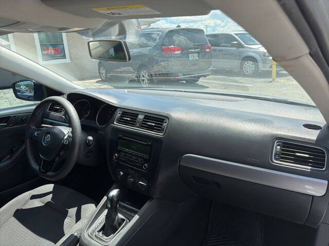 2015 Volkswagen Jetta