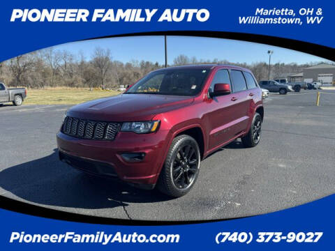 2018 Jeep Grand Cherokee for sale at Pioneer Family Preowned Autos of WILLIAMSTOWN in Williamstown WV