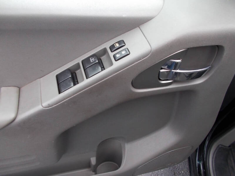 2016 Nissan Frontier SV