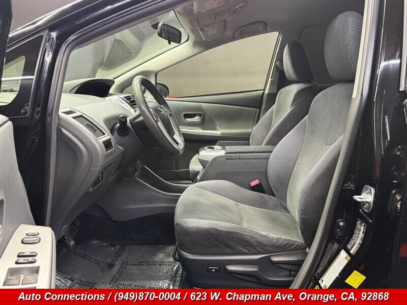 2012 Toyota Prius v Two