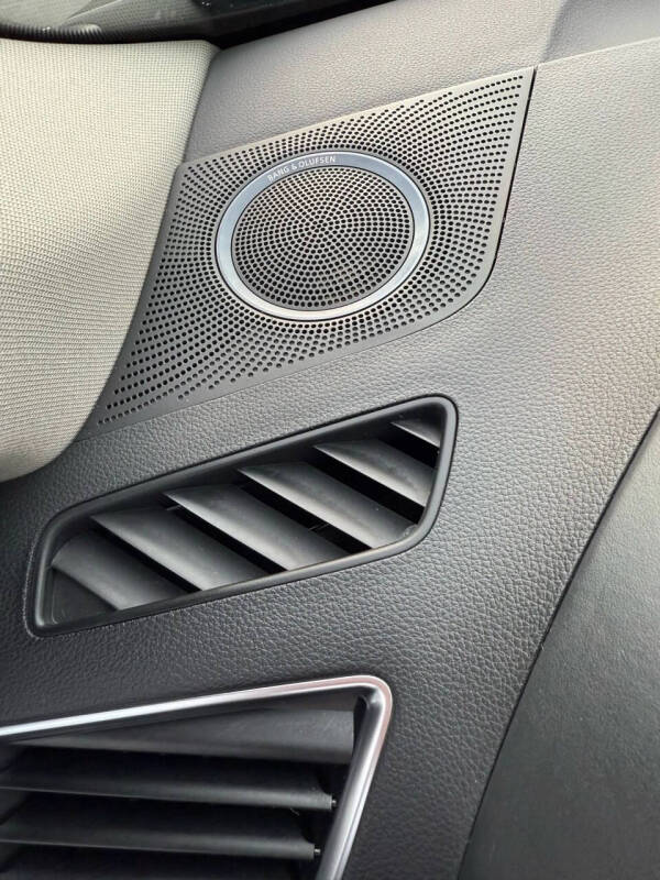 2012 Audi Q5 3.2 quattro Prestige