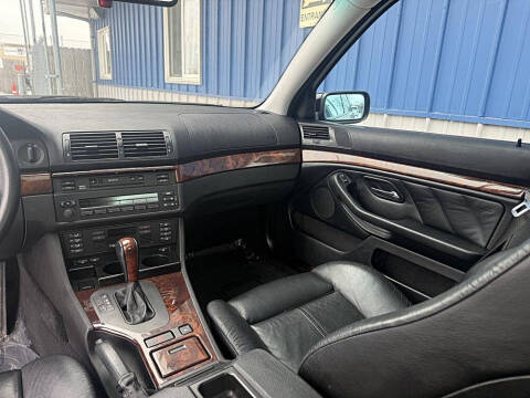 2000 BMW 5 Series 540i