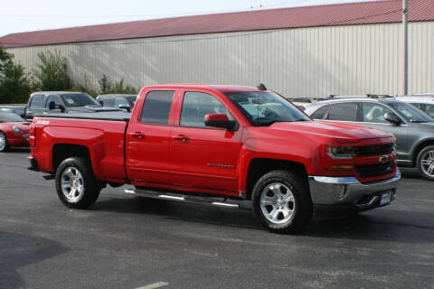 2016 Chevrolet Silverado 1500 for sale at Champion Motor Cars in Machesney Park IL
