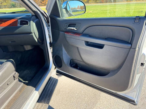 2013 Chevrolet Avalanche LT Black Diamond