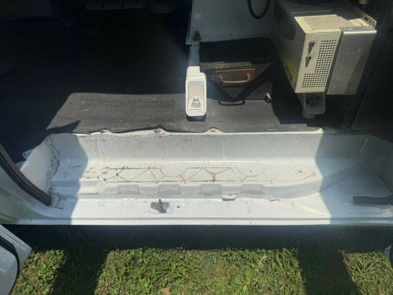 2011 Ford E-Series E-350 SD