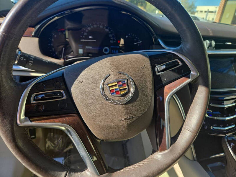 2014 Cadillac XTS Luxury Collection