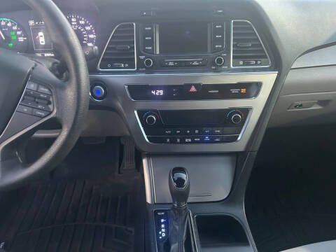 2016 Hyundai Sonata Hybrid SE