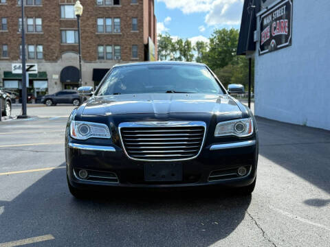 2012 Chrysler 300 Limited