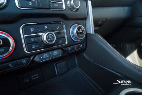 2021 GMC Yukon XL SLT