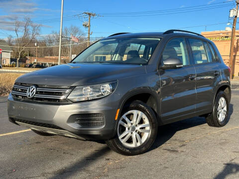 2016 Volkswagen Tiguan for sale at MAGIC AUTO SALES in Little Ferry NJ