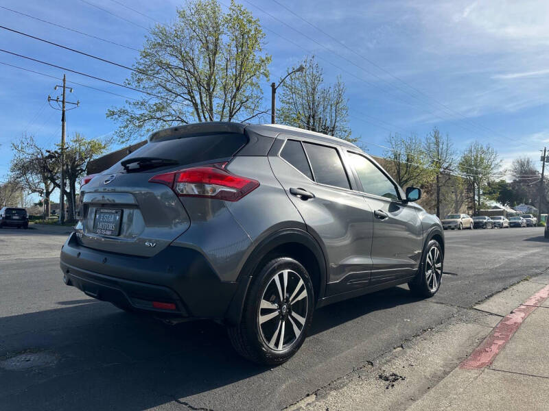 2020 Nissan Kicks SV