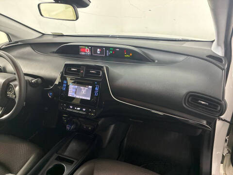 2019 Toyota Prius LE AWD-e