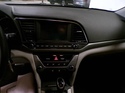 2018 Hyundai Elantra