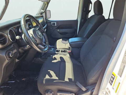 2022 Jeep Gladiator Willys