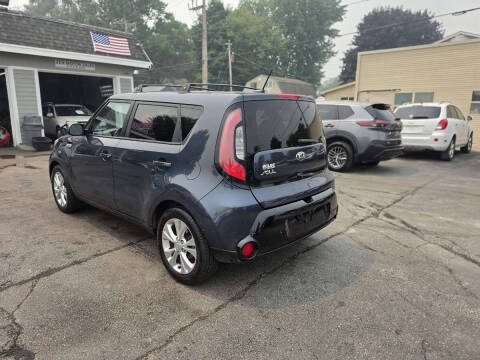 2016 Kia Soul +