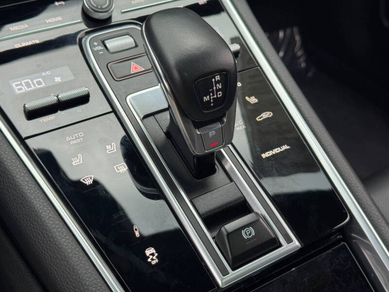 2022 Porsche Panamera