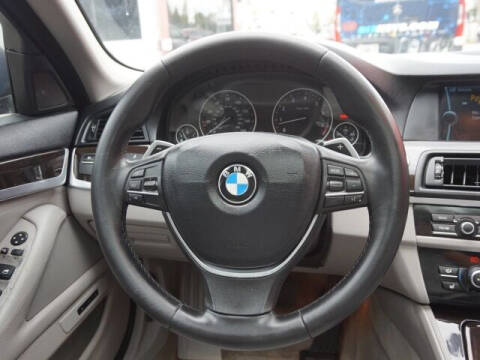 2011 BMW 5 Series 528i