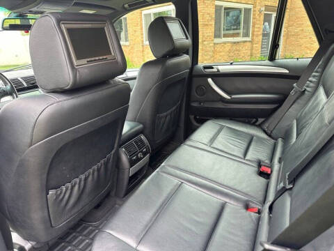 2003 BMW X5 4.6is