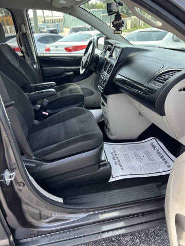 2017 Dodge Grand Caravan SE