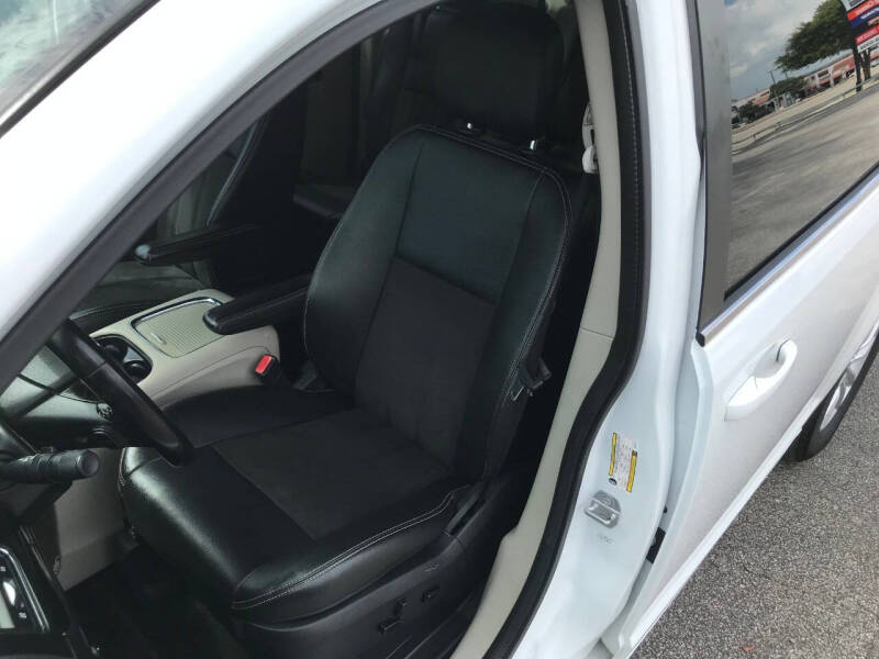 2020 Dodge Grand Caravan SXT