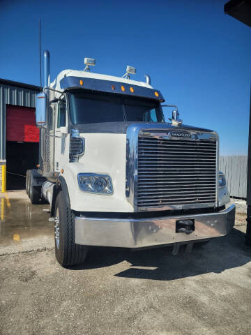 2013 Freightliner SD122 CORONADO