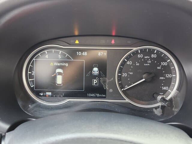 2019 Nissan Kicks SR