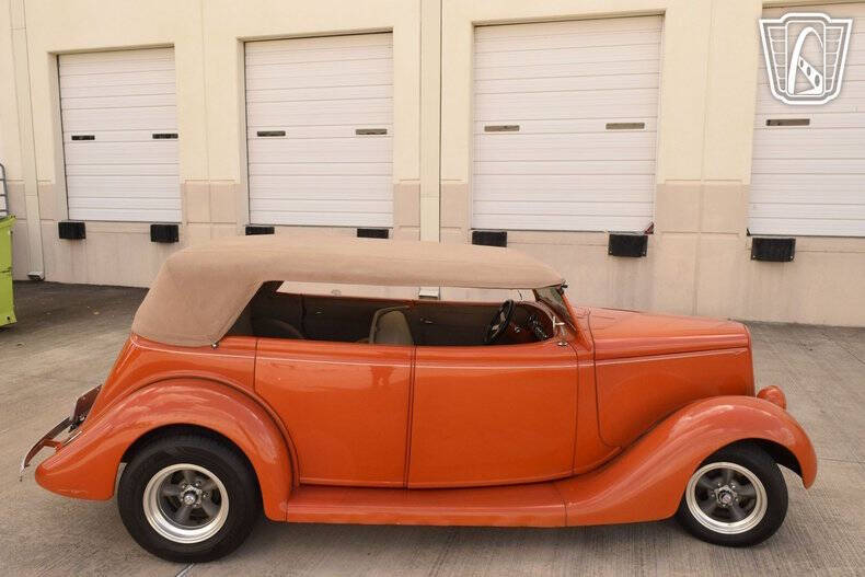 1935 Ford Phaeton