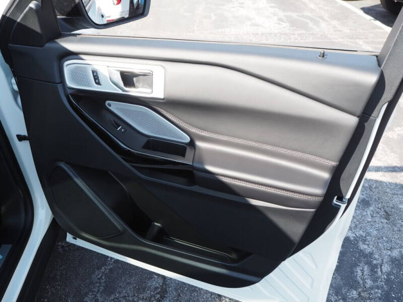 2021 Ford Explorer Platinum