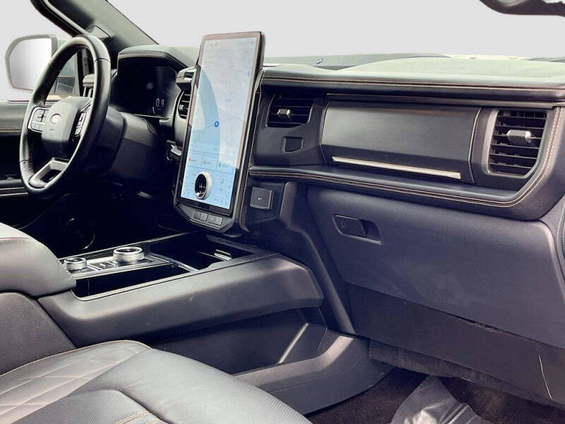 2023 Ford Expedition MAX Platinum