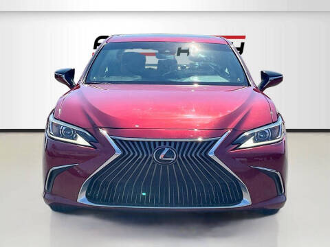 2025 Lexus ES 300h