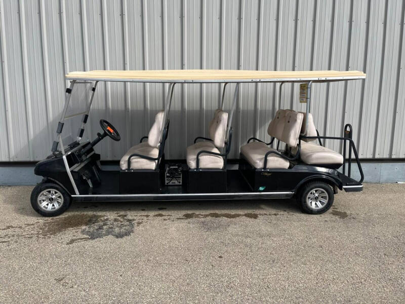 2015 Club Car Villager 8 EL for sale at Jim's Golf Cars & Utility Vehicles - Reedsville Lot in Reedsville WI