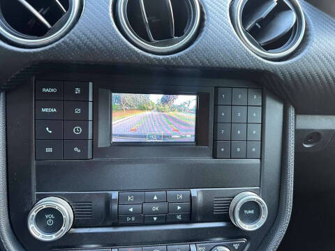 2021 Ford Mustang EcoBoost