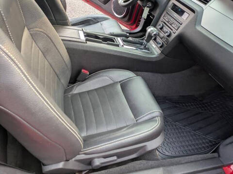 2012 Ford Mustang V6 Premium