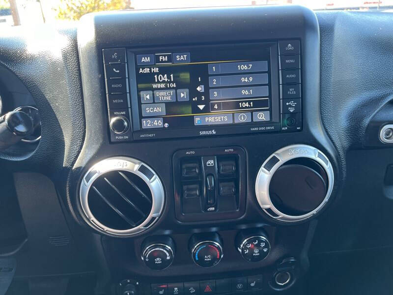 2015 Jeep Wrangler Unlimited Sport