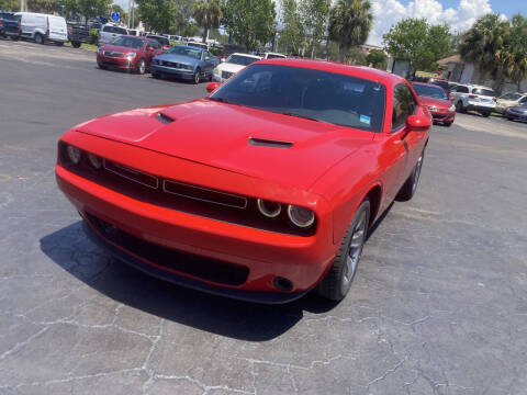 2015 Dodge Challenger SXT