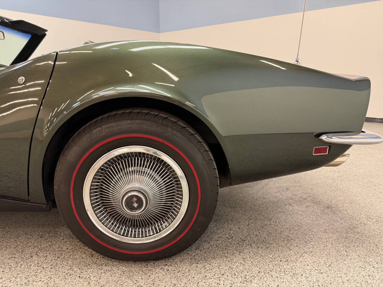 1969 Chevrolet Corvette 16