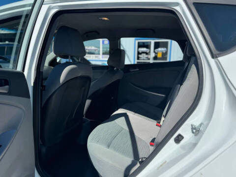 2015 Hyundai Accent GS