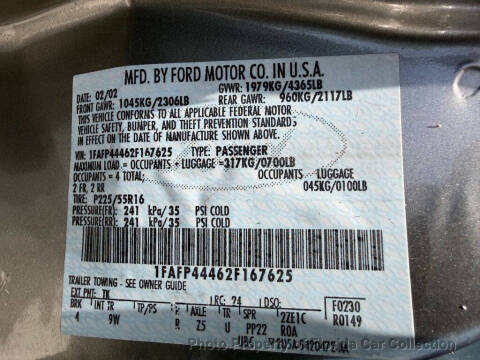 2002 Ford Mustang Deluxe