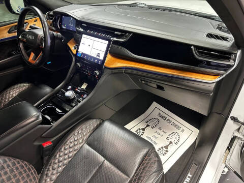 2022 Jeep Grand Cherokee Summit Reserve